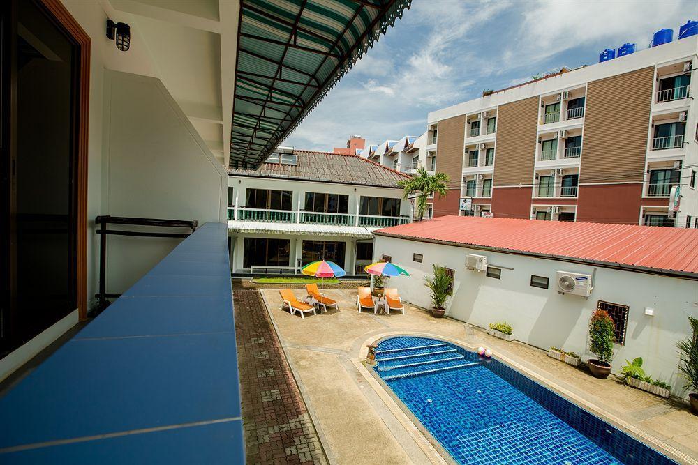 Valero Guesthouse Phuket Extérieur photo