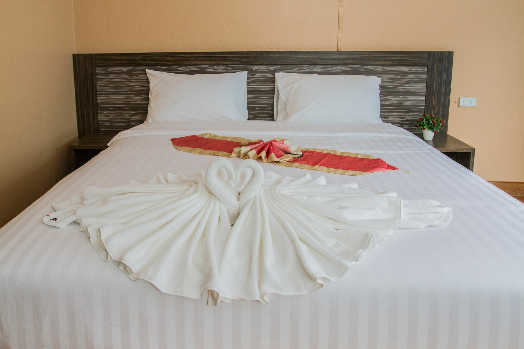 Valero Guesthouse Phuket Extérieur photo